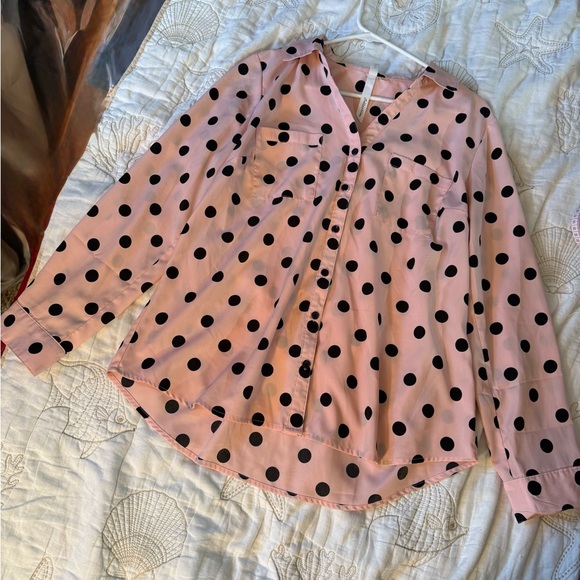 NY Collection Blush Button-Down with Black Dots - Picture 13 of 16